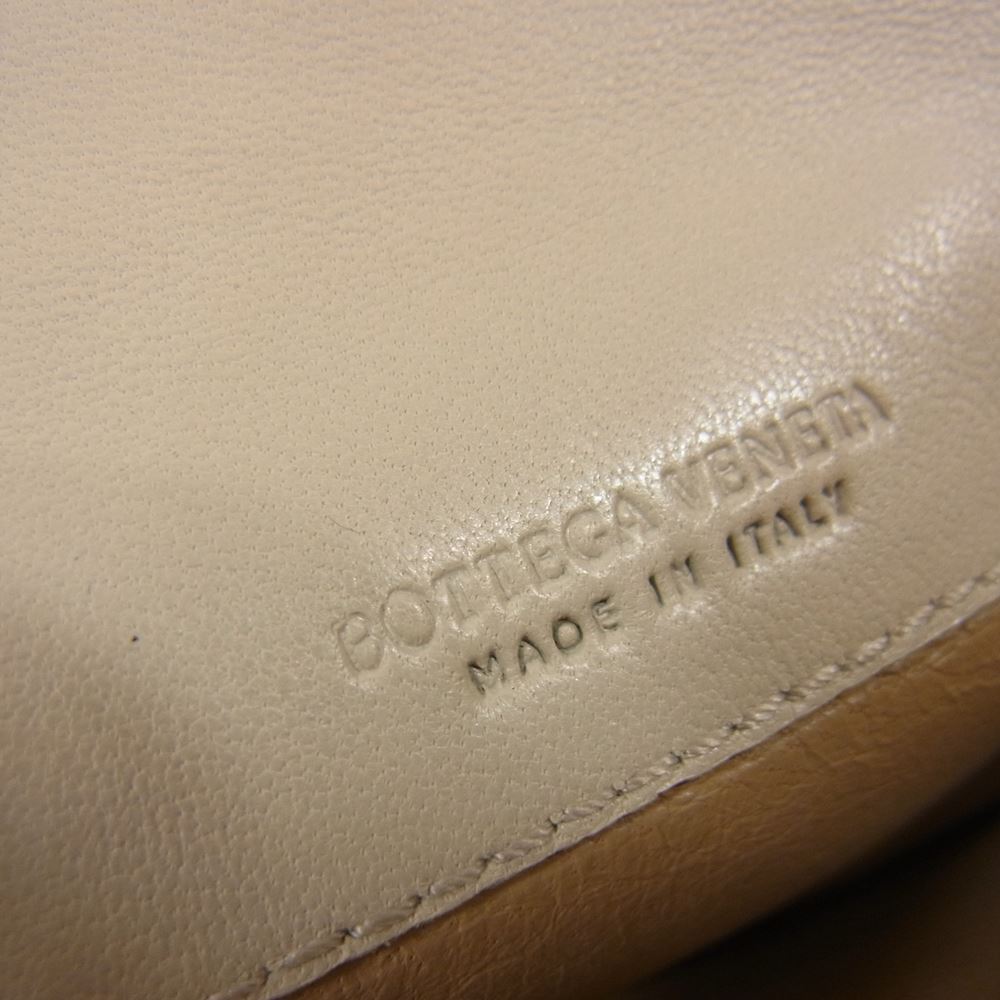 BOTTEGAVENETA ボッテガヴェネタ イントレチャート カードケース オフホワイト系【中古】