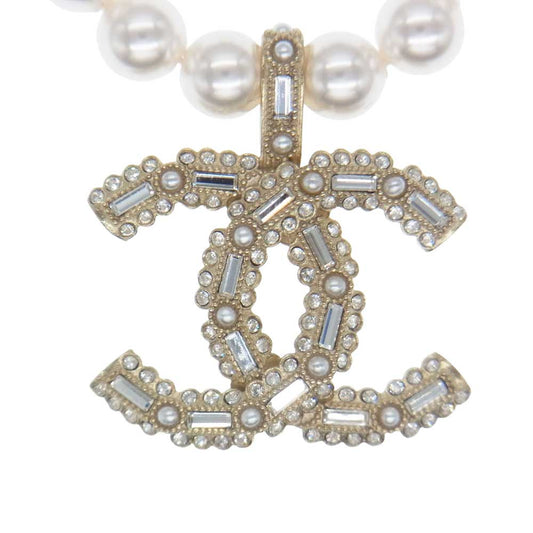 CHANEL シャネル A22K ココマーク ラインストーン フェイクパール チョーカー ネックレス ゴールド系 ホワイト系【中古】