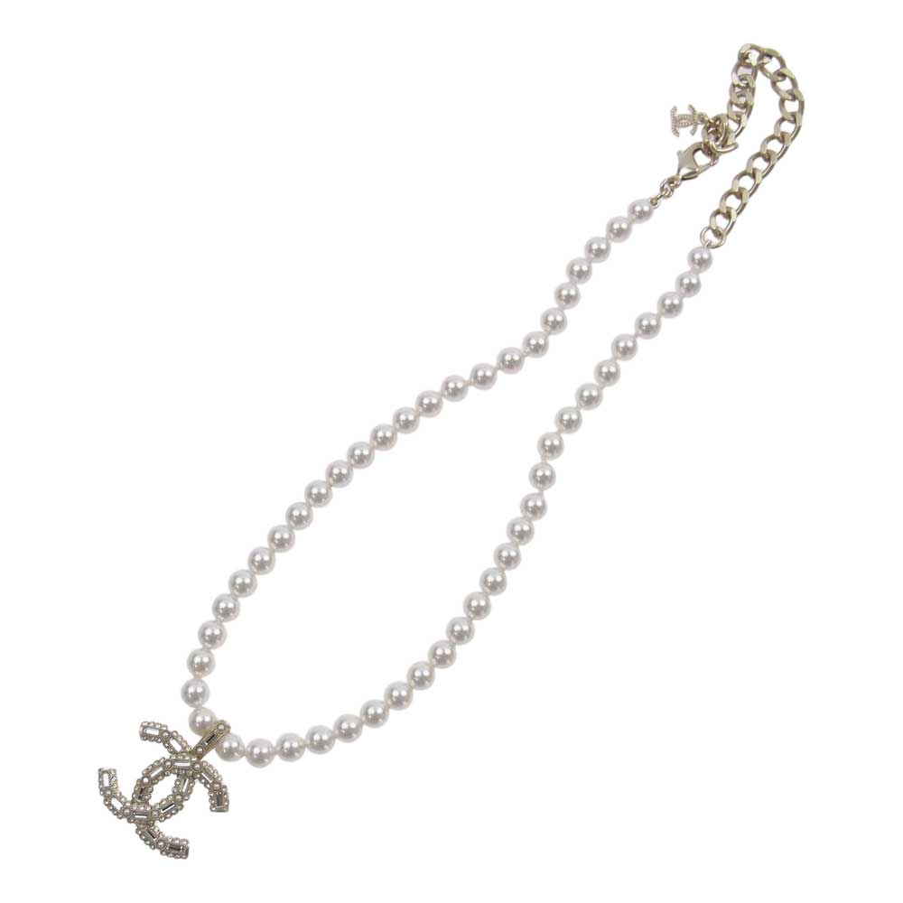 CHANEL シャネル A22K ココマーク ラインストーン フェイクパール チョーカー ネックレス ゴールド系 ホワイト系【中古】