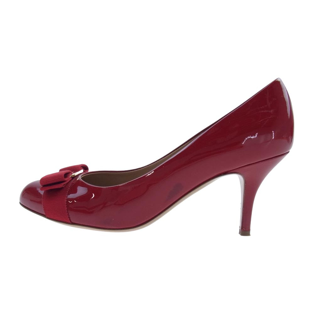 Salvatore Ferragamo サルヴァトーレフェラガモ CARLA 70 ヒール パンプス  レッド系 8.5【中古】
