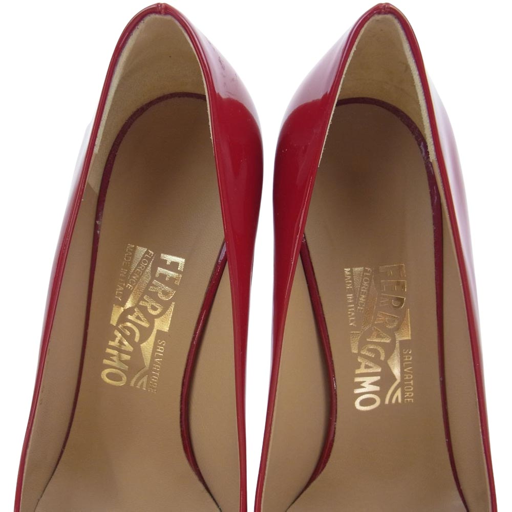 Salvatore Ferragamo サルヴァトーレフェラガモ CARLA 70 ヒール パンプス  レッド系 8.5【中古】