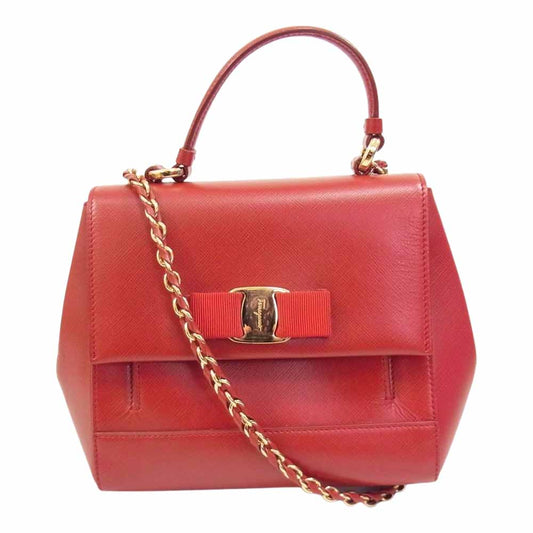 Salvatore Ferragamo サルヴァトーレフェラガモ 21-F570 CARRIE キャリー　トップハンドル 2WAY チェーン ショルダー ハンド バック レッド系【中古】
