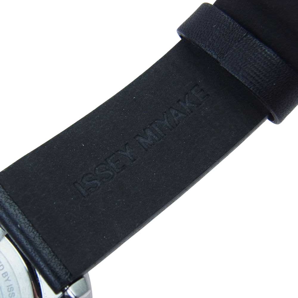 ISSEY MIYAKE イッセイミヤケ NYAK004 田村奈緒 1/6 ワンシックス 自動巻 腕時計 ウォッチ シルバー系 ブラック系【中古】