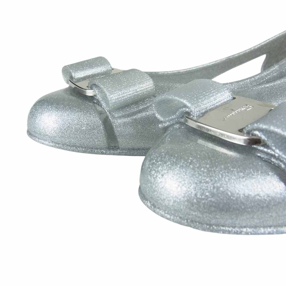 Salvatore Ferragamo サルヴァトーレフェラガモ リボン付き ラバー シューズ パンプス シルバー シルバー系 5【中古】