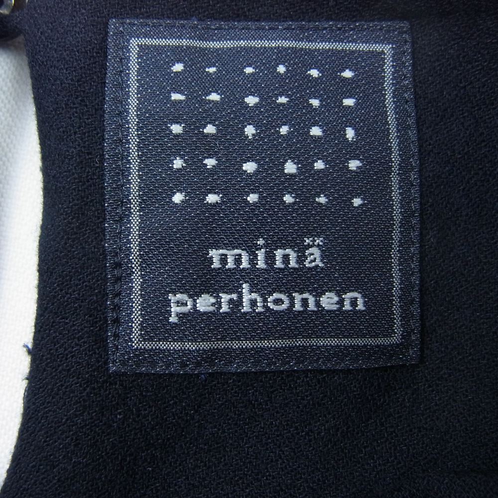 mina perhonen ミナペルホネン 22AW aaa3935 swing camellia ノーカラー ワンピース ネイビー ネイビー系 38【極上美品】【中古】