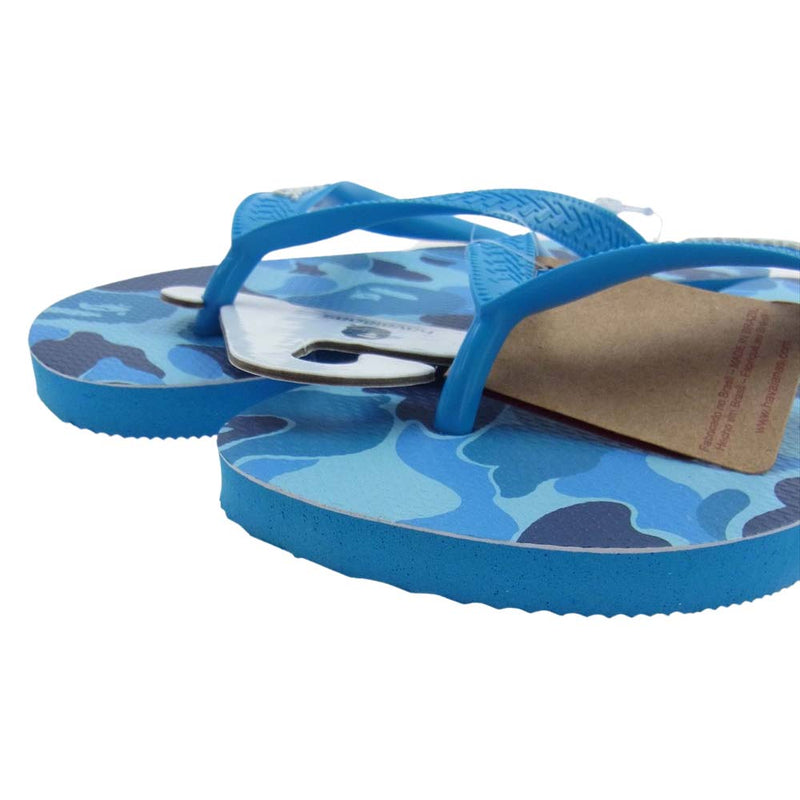 A BATHING APE アベイシングエイプ BAPE ベイプ × HAVAIANAS ハワイアナス TOP ビーチサンダル  ライトブルー系【新古品】【未使用】【中古】