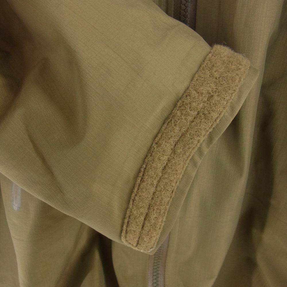 ARC'TERYX アークテリクス LEAF リーフ Alpha Jacket GEN2 アルファ マウンテン パーカー ジャケット カーキ系【中古】