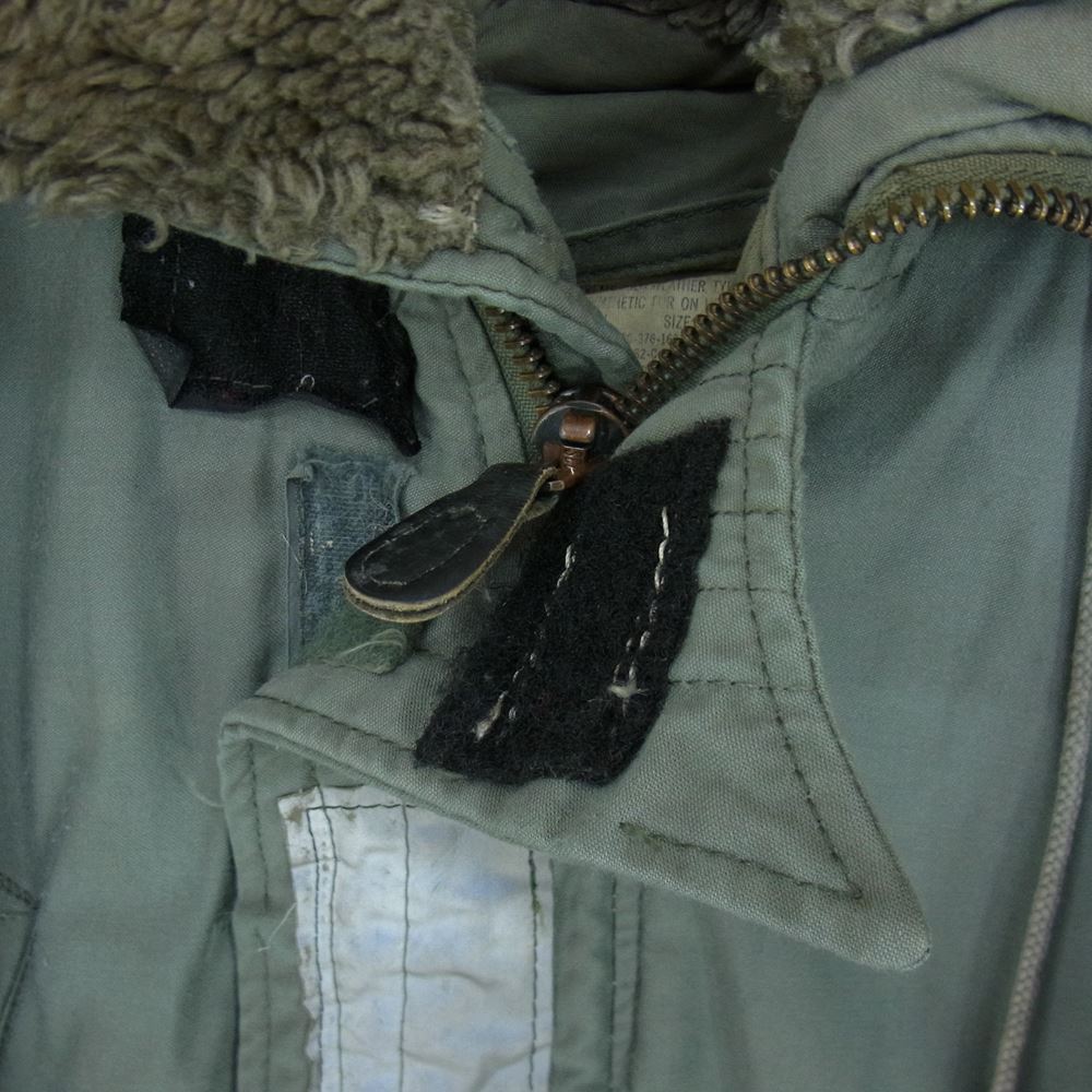アメリカ空軍 8415-00-3676-1681 ヴィンテージ 80s 米軍実物 N-3B ボア フーディ ミリタリー フライト ジャケット カーキ系 S【中古】