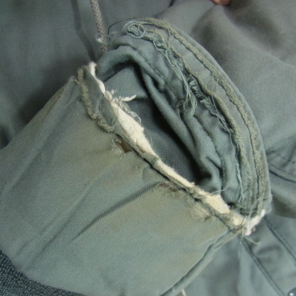 アメリカ空軍 8415-00-3676-1681 ヴィンテージ 80s 米軍実物 N-3B ボア フーディ ミリタリー フライト ジャケット カーキ系 S【中古】