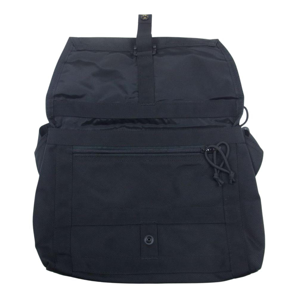 BRIEFING ブリーフィング BEAMS PLUS ビームスプラス 別注 Fleet Messenger Bag フリート メッセンジャー ショルダー バッグ ブラック系【中古】