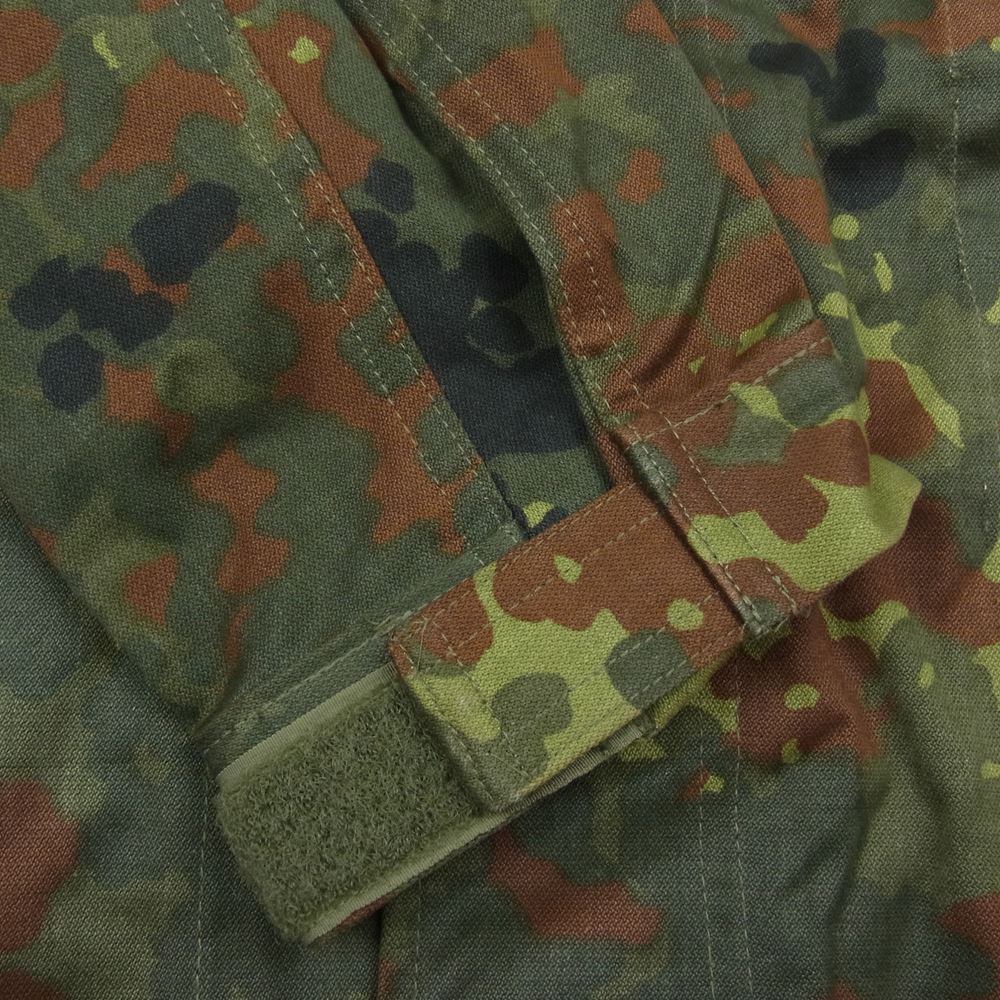 ドイツ軍 8415-12-322-1216  90s カモ フード パーカ コート ジャケット カーキ系【中古】