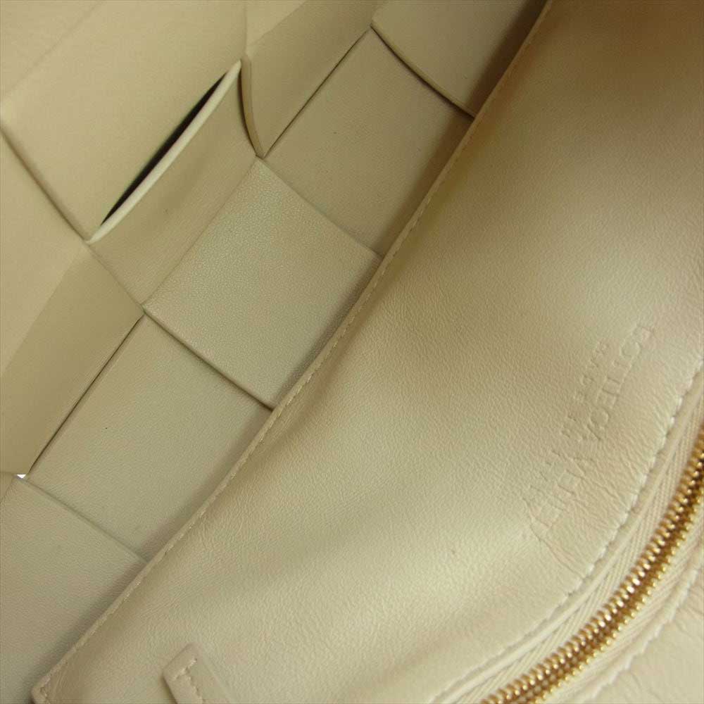 BOTTEGAVENETA ボッテガヴェネタ カセット イントレチャート ショルダー バッグ アイボリー【中古】