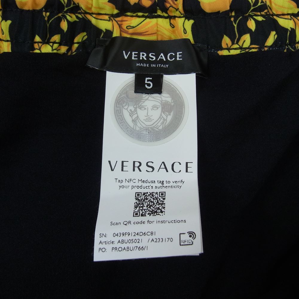 VERSACE ヴェルサーチ ABU05021 バロッコ スイム ショート パンツ 水着 ブラック系 イエロー系 5【美品】【中古】