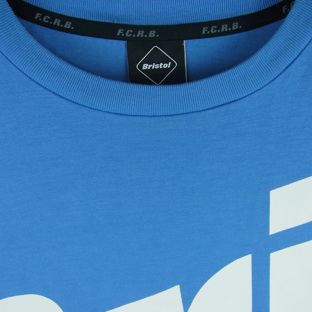 F.C.R.B. エフシーアールビー FCRB-220062 S/S RELAX FIT BIG BRIS LOGO リラックス フィット ロゴ プリント 半袖 Tシャツ ライトブルー系 S【中古】