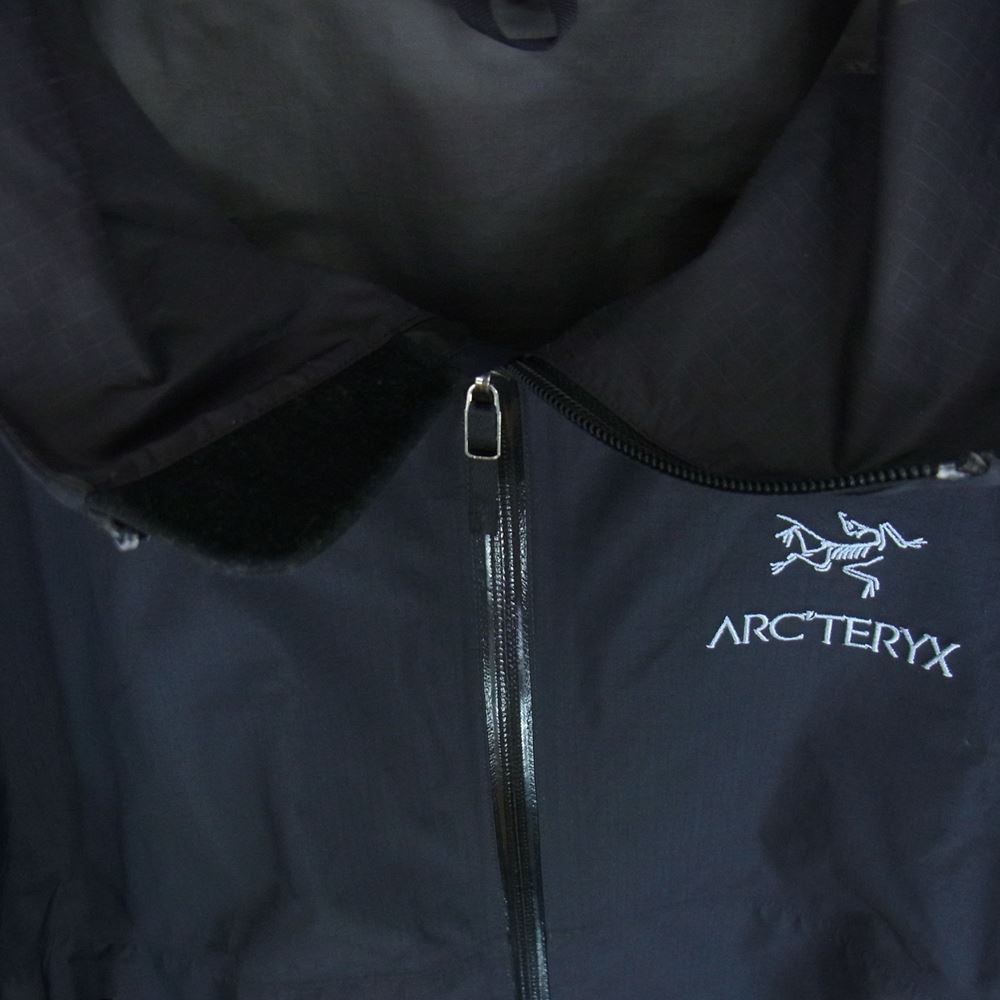 ARC'TERYX アークテリクス Zeta SL Jacket ゼータ ナイロン シェル ジャケット マウンテン パーカ ブラック系 M【中古】