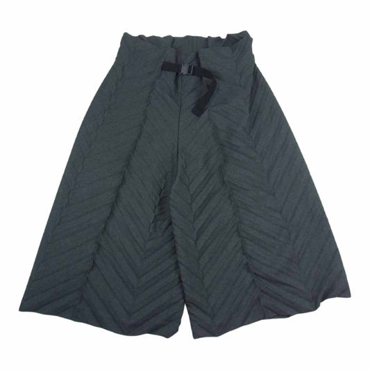 ISSEY MIYAKE イッセイミヤケ me ミー MI03FF642 ベルト ワイドパンツ チャコール系【中古】