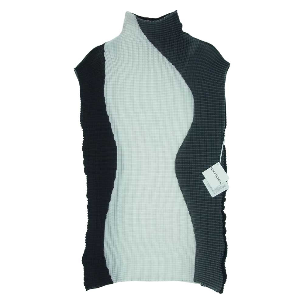 ISSEY MIYAKE イッセイミヤケ 23SS IM31-FJ640-08 Shaped Colour-block Pleated Top バイカラー カラーブロック ボックスプリーツ加工 カットソー ボトルネック トップ ホワイト系 グレー系 ブラック系【新古品】【未使用】【中古】