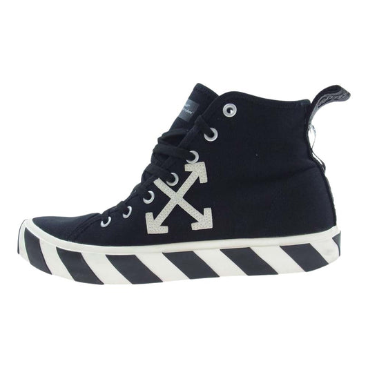 OFF-WHITE オフホワイト omia119f21fab0011001 Vulcanized Mid Top バルカナイズ ミッド スニーカー ブラック系 ホワイト系 44【中古】