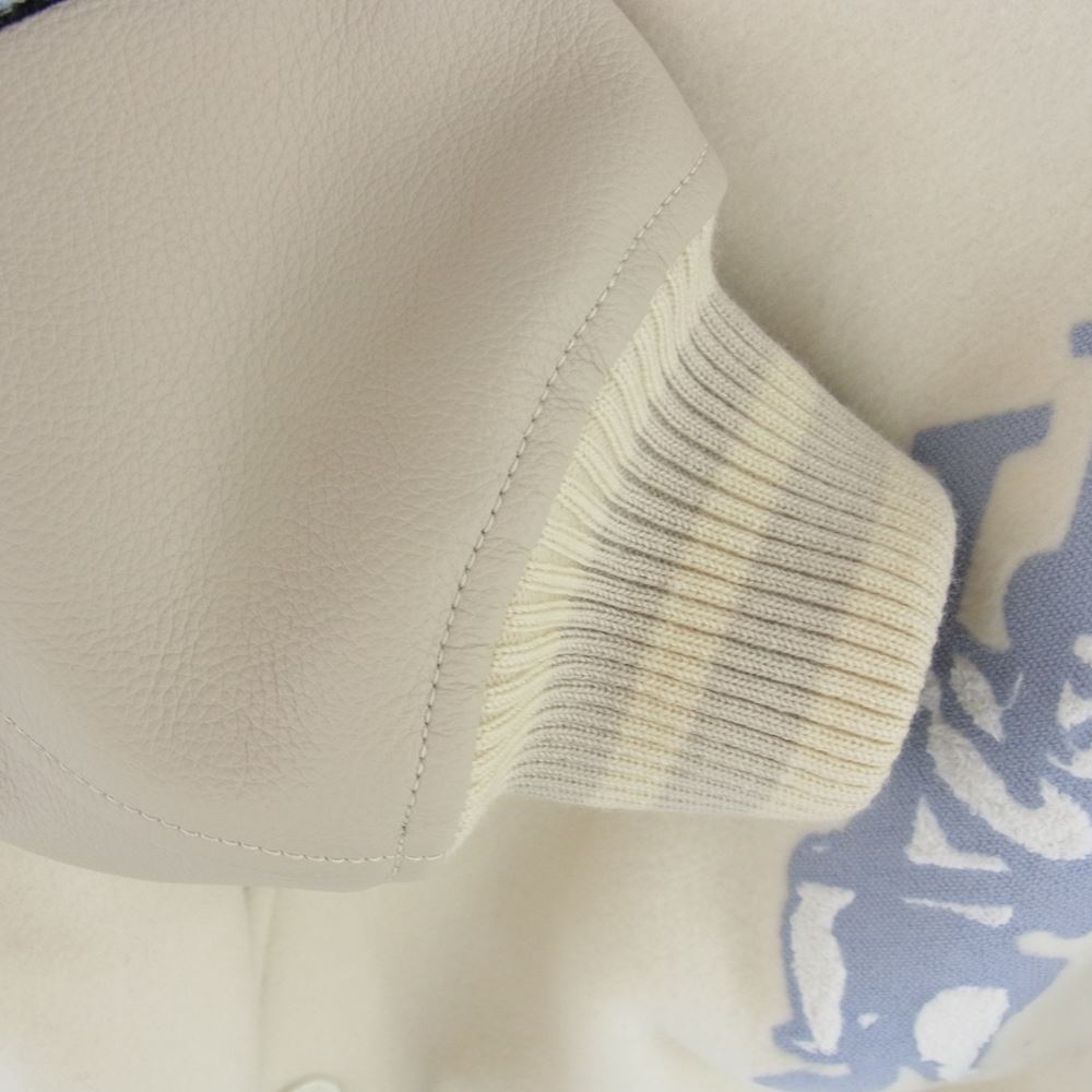 LOUIS VUITTON ルイ・ヴィトン 22AW 1AAHC HNL91XMJY LVパッチ 袖レザー切替 スタジャン スタジアムジャンパー バーシティジャケット オフホワイト系 ベージュ系 52【中古】