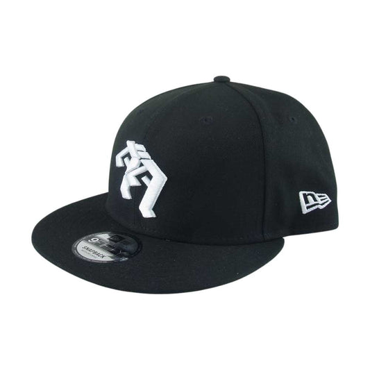 NEW ERA ニューエラ × DOWNTOWN ダウンタウン 9FIFTY イニシャル ロゴ キャップ ブラック系 M/L【中古】