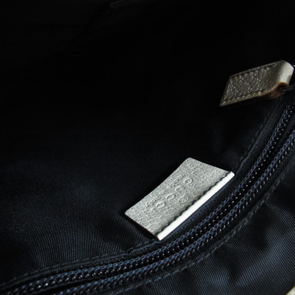 GUCCI グッチ 153244 GGスプリーム シェリーライン PVCレザー ショルダーバッグ ホワイト系【中古】