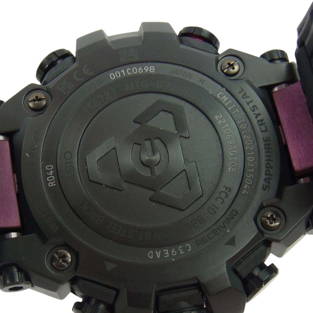 CASIO G-SHOCK カシオ ジーショック MTG-B3000BD-1AJF MT-G Bluetooth搭載 電波ソーラー レッド レイヤーコンポジットバンド 腕時計 リストウォッチ ブラック系【中古】