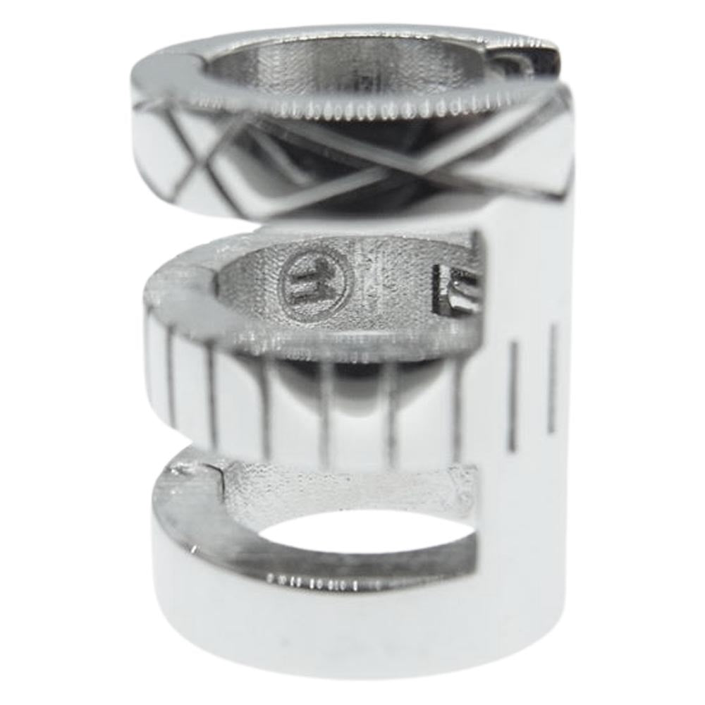 MAISON MARGIELA メゾンマルジェラ SM0VG0014 エングレーブド フープ イヤリング ピアス シルバー シルバー系【中古】