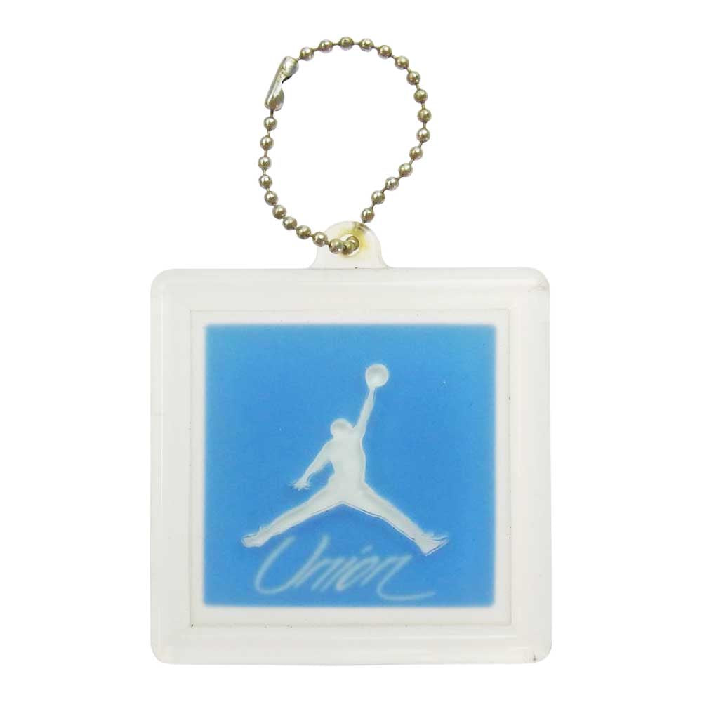 NIKE AIR JORDAN ナイキ ジョーダン DC9533-800 4 UNION GUAVA ユニオン グァバ スニーカー マルチカラー系 26.5cm【中古】