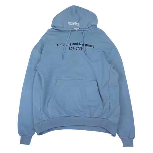 VETEMENTS ヴェトモン 18SS WSS18TR28 Rainbows Unicorn Hooded バック プリント ユニコーン パーカー ブルー系 XS【中古】