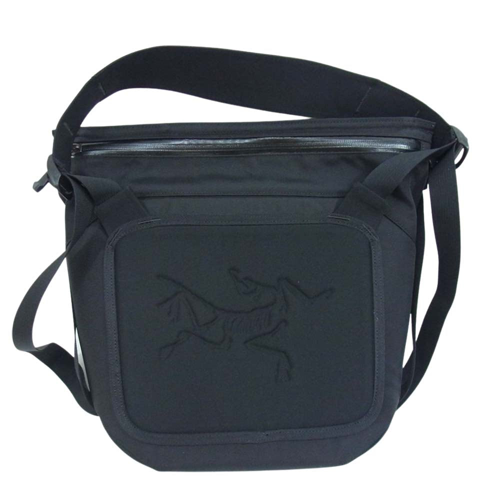 ARC'TERYX アークテリクス 24019 ARRO 8 アロー ショルダー バッグ ブラック系【中古】