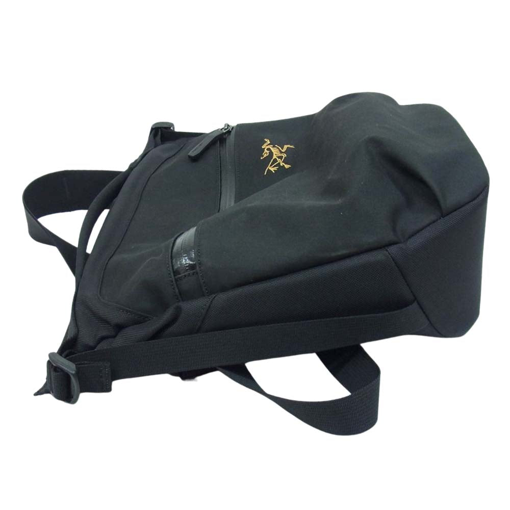ARC'TERYX アークテリクス 24019 ARRO 8 アロー ショルダー バッグ ブラック系【中古】