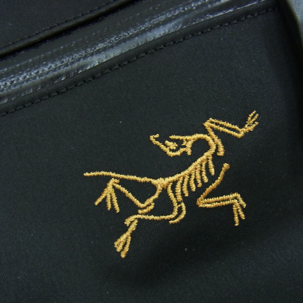 ARC'TERYX アークテリクス 24019 ARRO 8 アロー ショルダー バッグ ブラック系【中古】