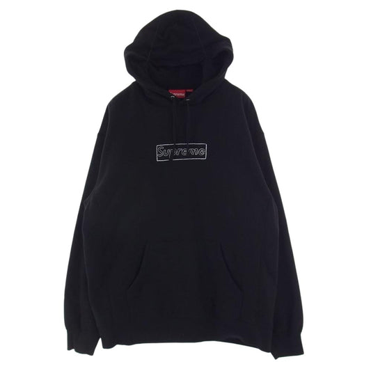 Supreme シュプリーム 21SS × KAWS カウズ Chalk Logo Hooded Sweatshirt チョークロゴ フーデッド スウェット シャツ プルオーバー パーカー ボックスロゴ ブラック  ブラック系 L【中古】