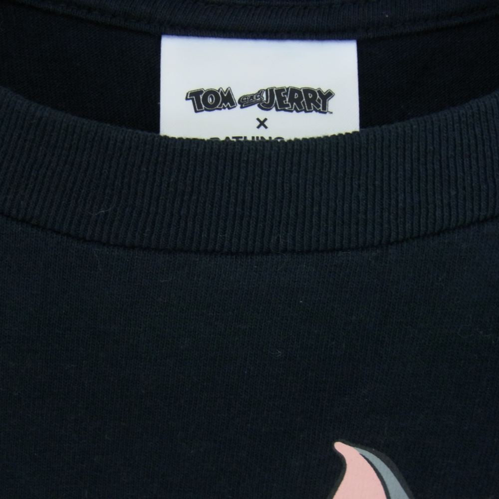 A BATHING APE アベイシングエイプ TOM AND JERRY トムとジェリー FOOTPRINTS L/S TEE プリント 長袖 Tシャツ ブラック系 S【中古】