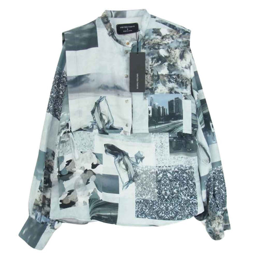 ユナイテッドトーキョー 500530022 フォトコラージュ ブラウス 総柄 長袖 シャツ グレー系 O【新古品】【未使用】【中古】