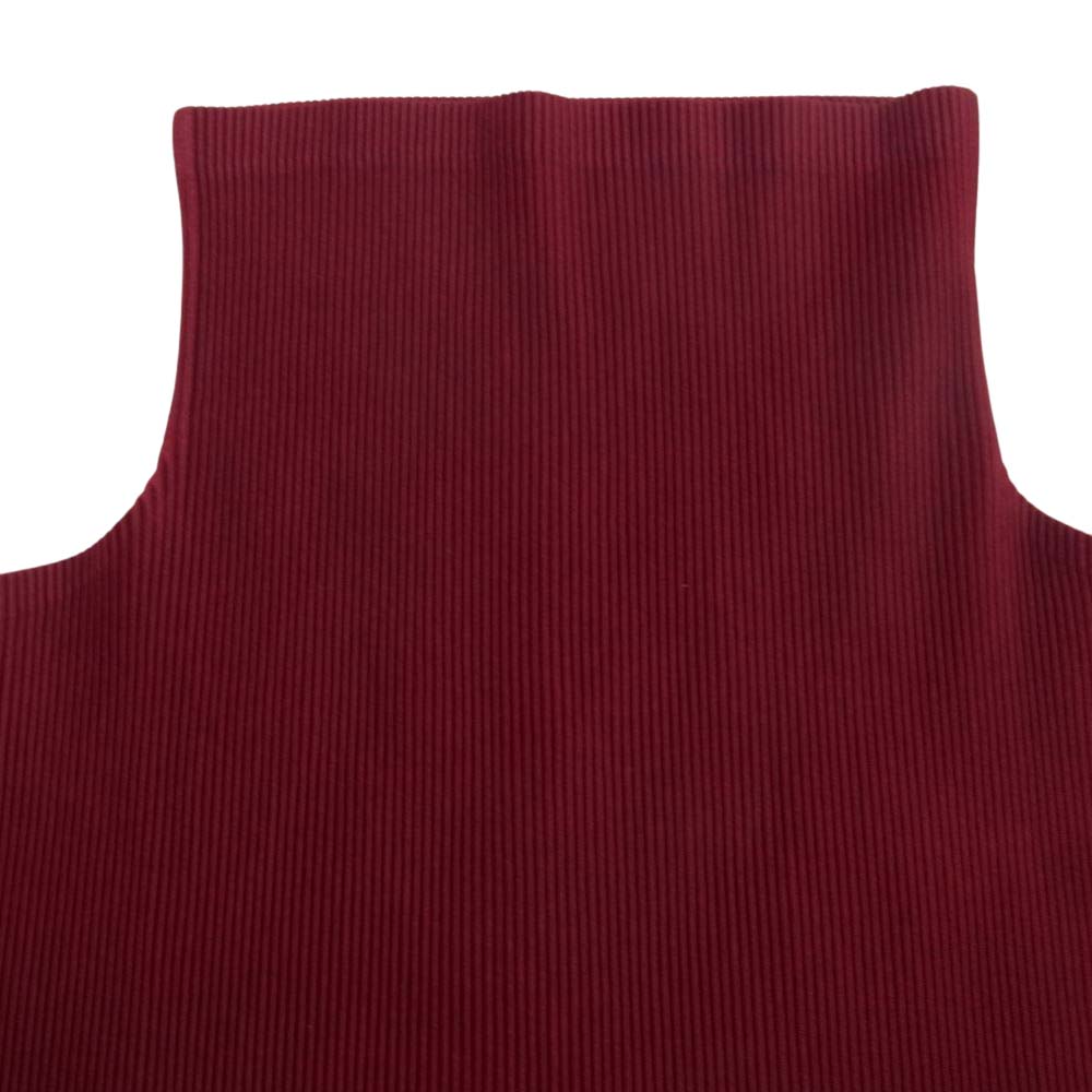 PLEATS PLEASE プリーツプリーズ イッセイミヤケ プリーツ加工 細プリーツ ボトルネック カットソー 半袖  エンジ系【中古】