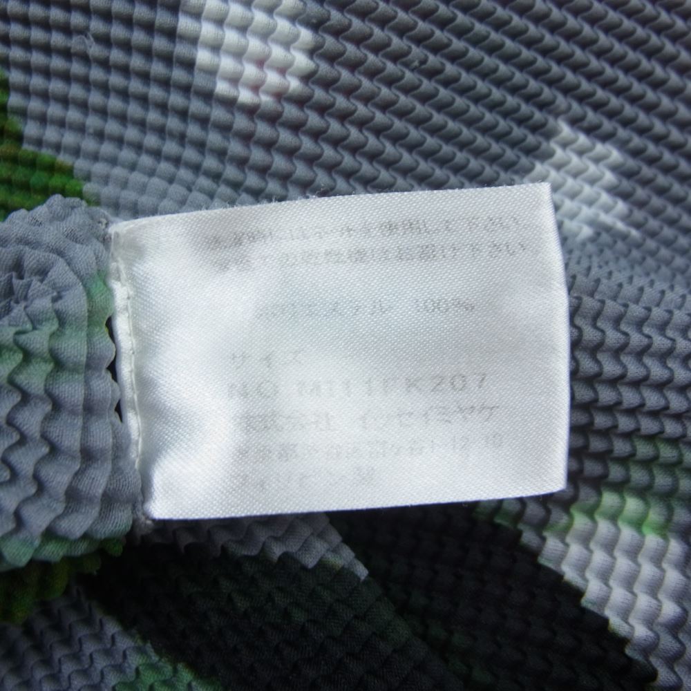 ISSEY MIYAKE イッセイミヤケ MI11FK207 me ミー ボックスプリーツ加工 フラワー ドット ノースリーブ カットソー グレー系【中古】