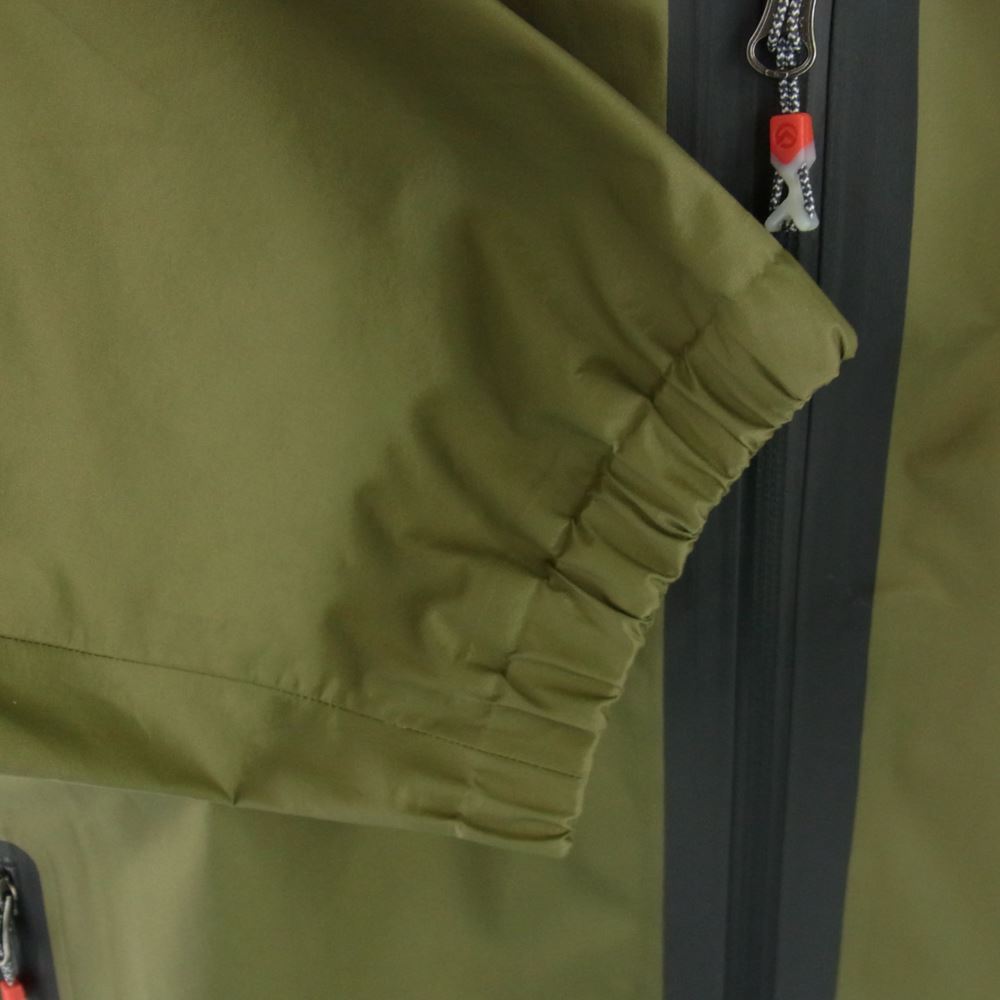 Supreme シュプリーム 21SS  NP12100I × THE NORTH FACE Summit Series Outer Tape Seam Coaches Jacket ザノースフェイス アウターテープドシーム コーチ ジャケット カーキ系 ブラック系 L【中古】