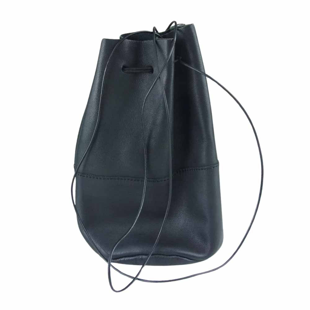 アーツアンドクラフツ VEGETABLE HORSE LEATHER DRAW STRING POUCH レザー 巾着ショルダー バッグ  ブラック系【中古】