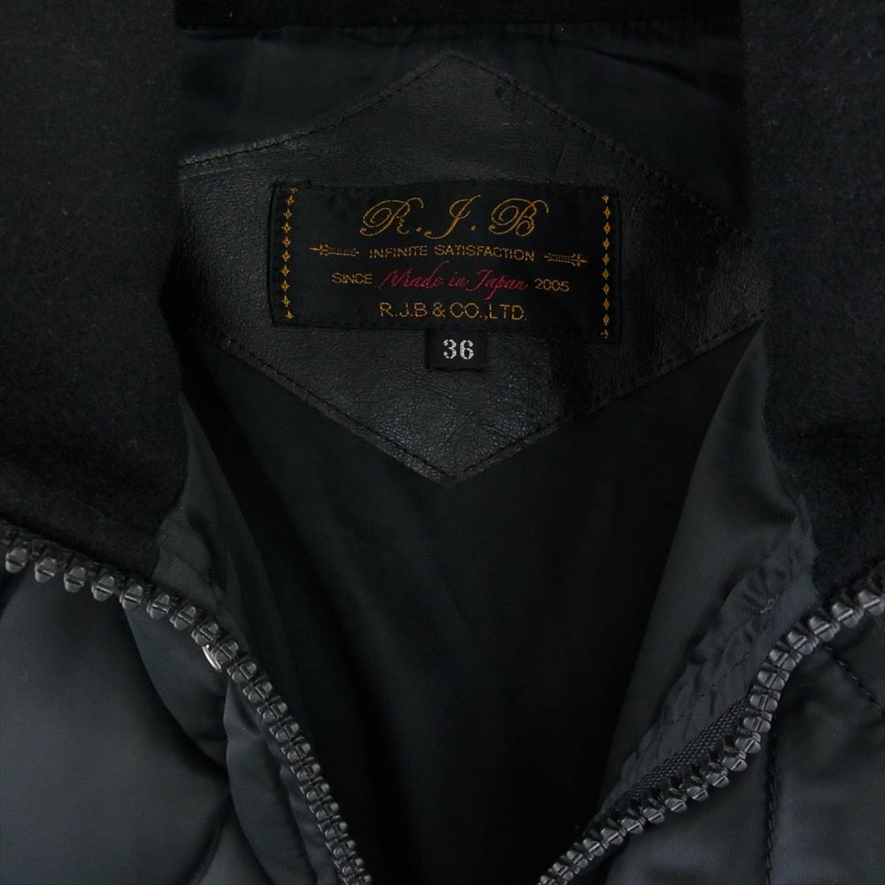 R.J.B アールジェイビー コヨーテ ファー付き キルティング ダウン ジャケット ブラック系 36【中古】