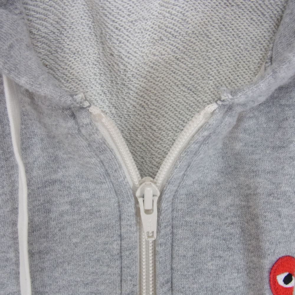 PLAY COMME des GARCONS プレイコムデギャルソン AZ-T167 ワッペン ジップ パーカー  グレー系 M【中古】