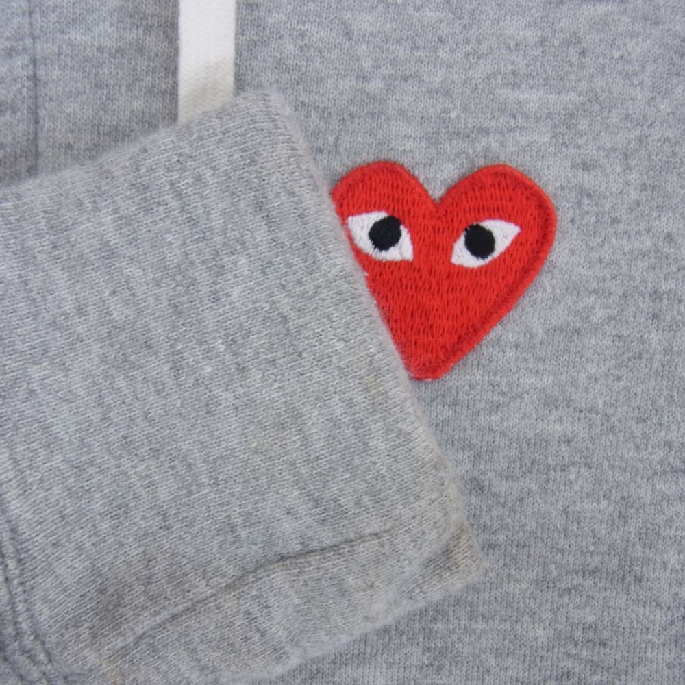 PLAY COMME des GARCONS プレイコムデギャルソン AZ-T167 ワッペン ジップ パーカー  グレー系 M【中古】