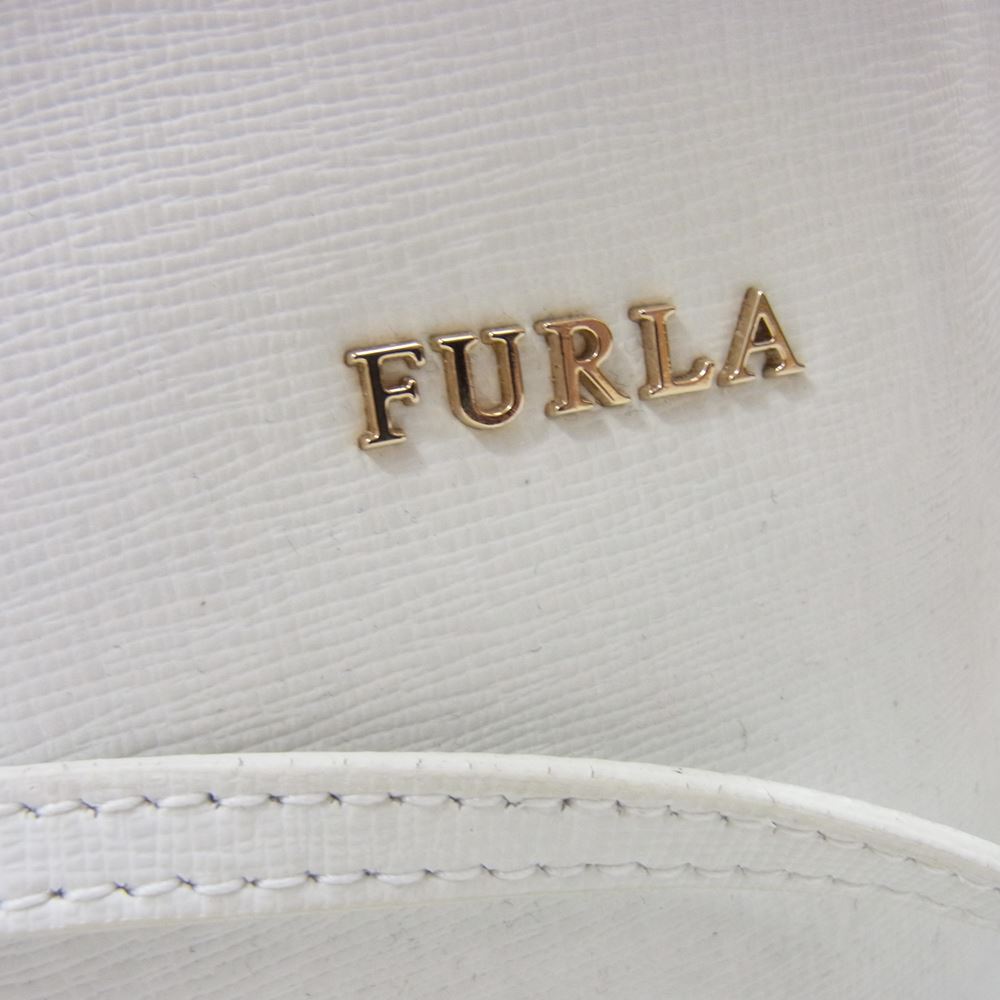 Furla フルラ 217535 G6550/S2 2WAY バケット バッグ ショルダーバッグ ホワイト系【中古】