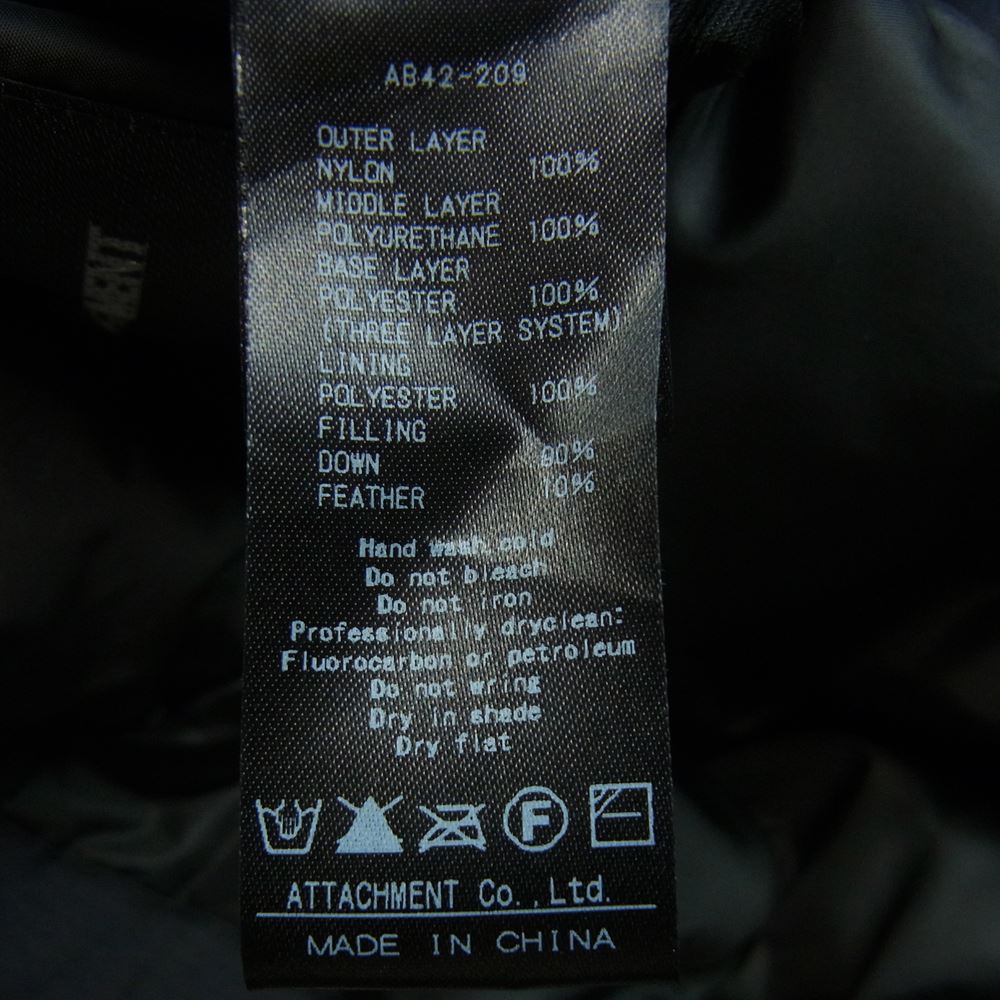 ATTACHMENT アタッチメント AB42-209 透湿防水 3レイヤー ナイロンリップ フーデッド ダウン ジャケット ダークネイビー系 3【美品】【中古】
