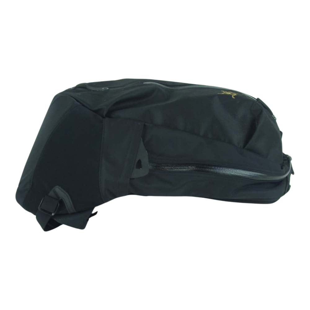 ARC'TERYX アークテリクス 24018-129561-05/21 ARRO 16 BACKPACK アロー 16リットル バックパック リュック ブラック系【中古】