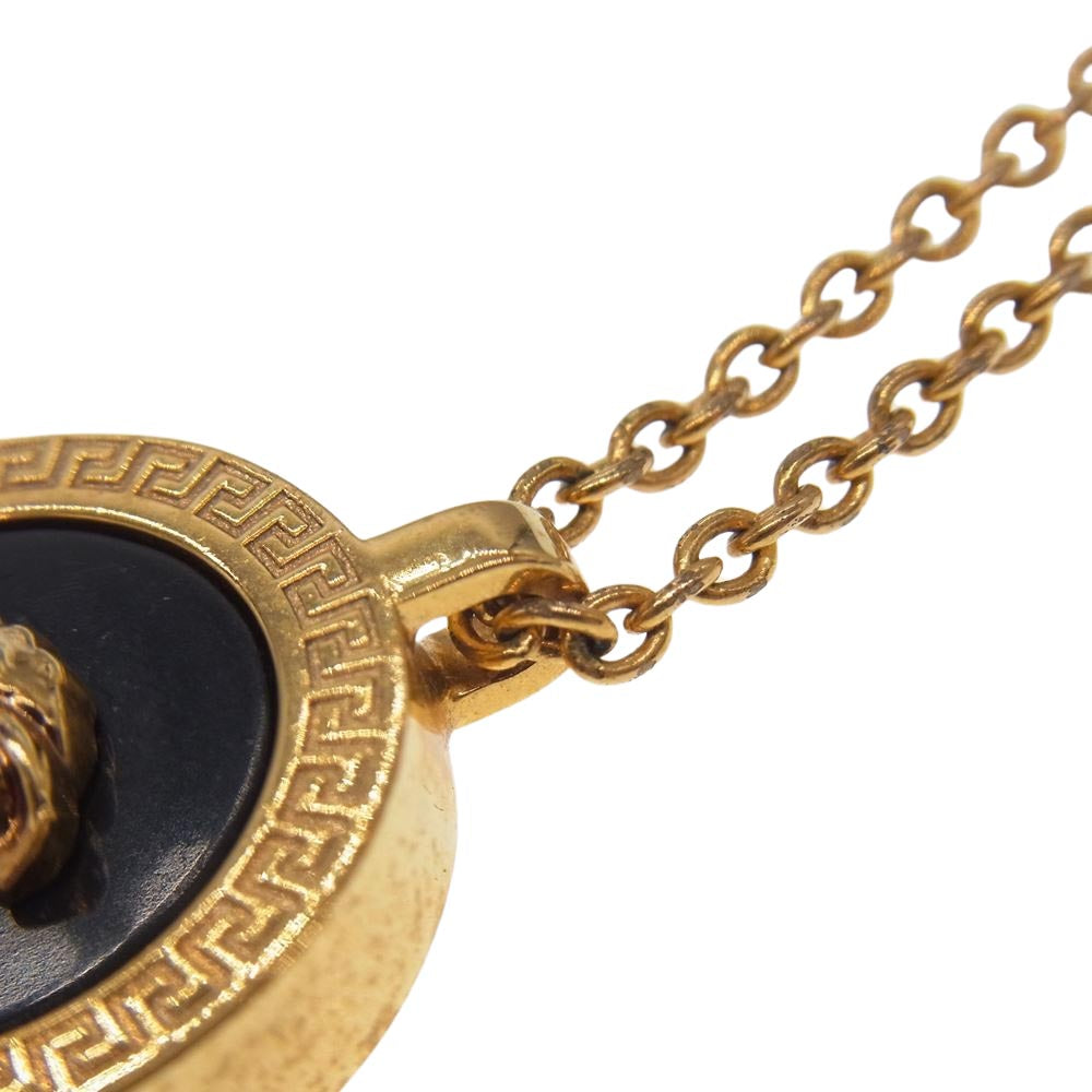 VERSACE ヴェルサーチ エナメル メデューサ ネックレス ゴールド系【中古】