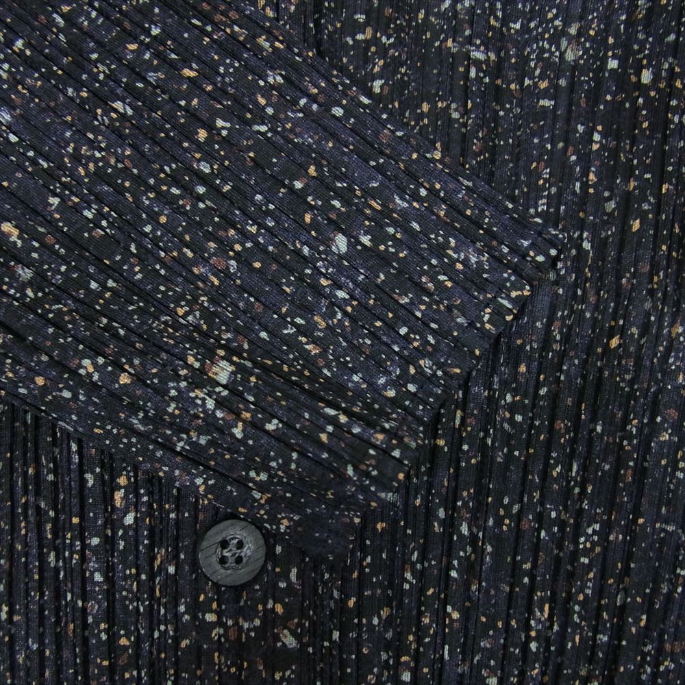 PLEATS PLEASE プリーツプリーズ イッセイミヤケ  PP92-JK042 プリーツ加工 総柄 シャツ ブラウス 半袖 ブラック系 3【中古】