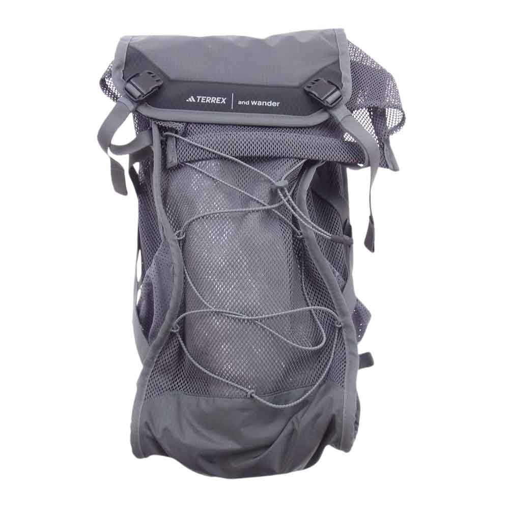 and wander アンドワンダー adidas TERREX アディダス テレックス AEROREADY トレッキング バックパック リュックサック グレー系【中古】