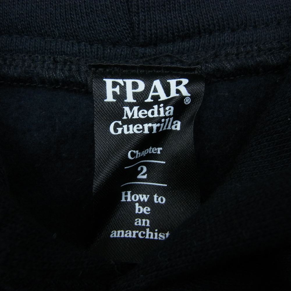 フォーティーパーセント アゲインストライツ FPAR Media Guerrilla 刺繍 裏起毛 フーディパーカー ブラック系 2【美品】【中古】