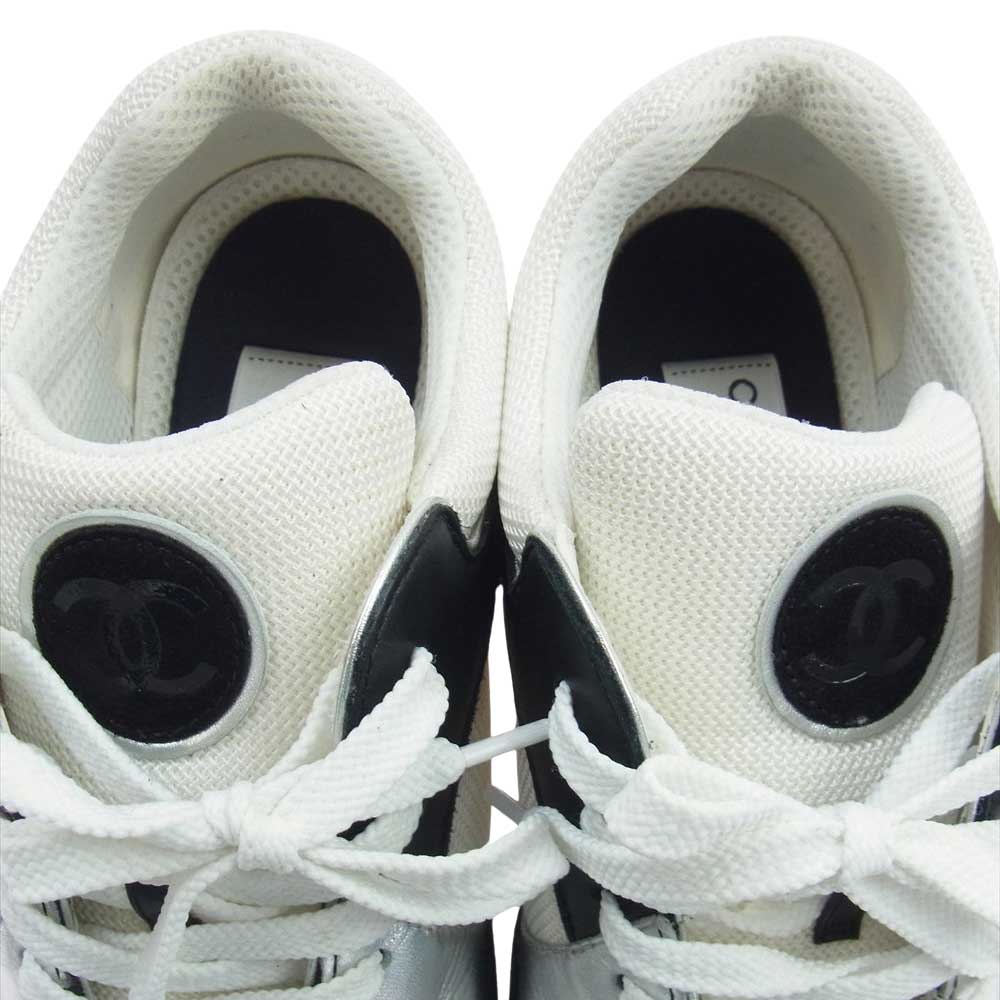 CHANEL シャネル G39068 Sneakers 23C ココマーク レザー切替 ローカット スニーカー ホワイト系 42【中古】